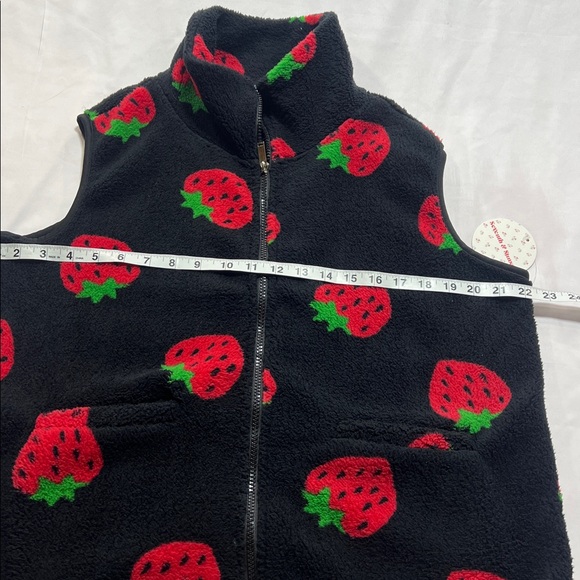 Seventh and sunsets Sherpa strawberry vest size XL - Picture 7 of 9